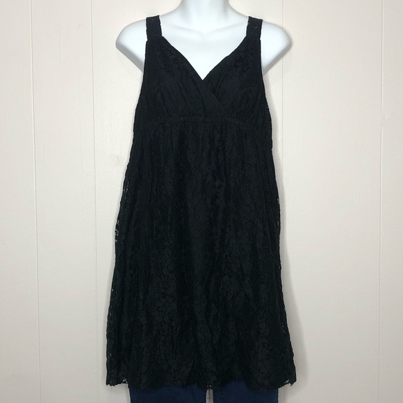 The Limited Tops - NWT THE LIMITED Black Lace V-neck Tank Top Tunic